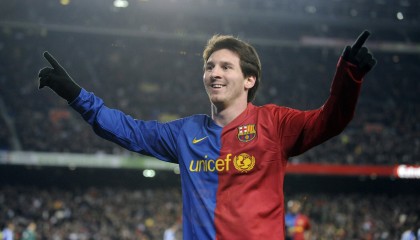 KY Sports-美国青少年马术选手在2024年全国青少年马术锦标赛中表现出色，获得多项荣誉。